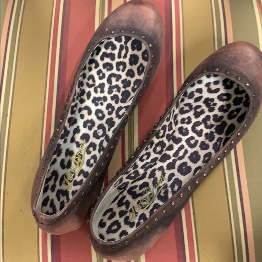 Like New Never worn Lucky Brand flat shoes